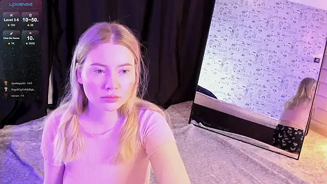 Lillie Berry online show from November 2025 04:29:02 AM