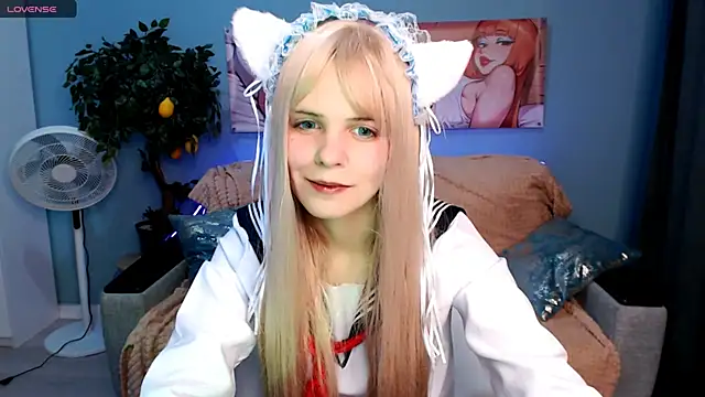 Enrujuvu Vanpaia online show from October 2025 09:01:01 PM