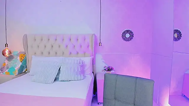 Tatihornyy online show from February 2026 11:20:01 AM