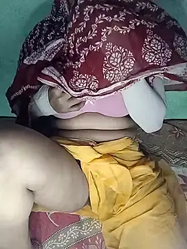 Snapshot of Hotty-Monaa chatting on October 2025 05:00:01 PM Hotty-Monaa online show from October 2025 05:00:01 PM