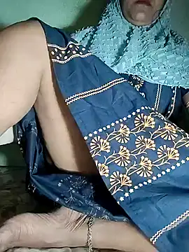 Snapshot of Hotty-Monaa chatting on October 2025 05:25:02 PM Hotty-Monaa online show from October 2025 05:25:02 PM