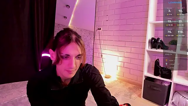 Snapshot of Anjela_Botton chatting on November 2025 06:17:01 PM Anjela Botton online show from November 2025 06:17:01 PM