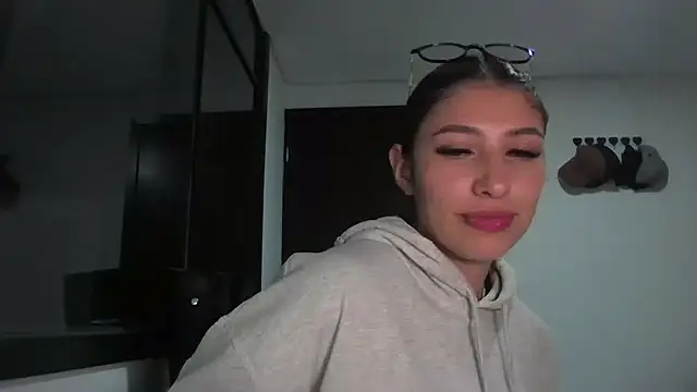 AriaBliss- online show from November 2025 05:06:01 AM