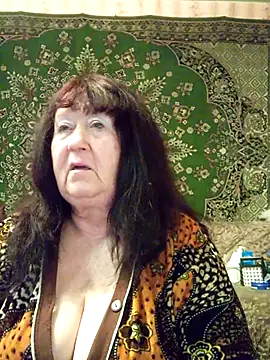 Snapshot of CrystalLime6411 chatting on March 2026 04:04:01 PM CrystalLime6411 online show from March 2026 04:04:01 PM