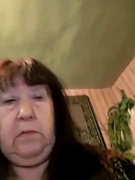 Snapshot of CrystalLime6411 chatting on March 2026 03:54:02 AM CrystalLime6411 online show from March 2026 03:54:02 AM