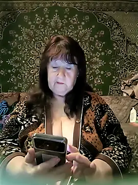 Snapshot of CrystalLime6411 chatting on March 2026 04:01:01 PM CrystalLime6411 online show from March 2026 04:01:01 PM