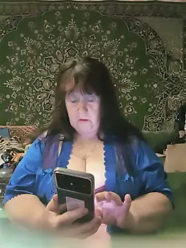 Snapshot of CrystalLime6411 chatting on June 2026 04:34:02 PM CrystalLime6411 online show from June 2026 04:34:02 PM