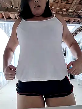 Bellapotencia1985 online show from September 2025 10:50:01 AM