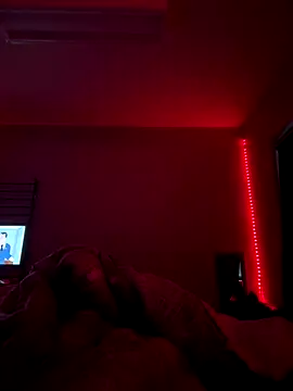 Snapshot of TumieSupreme chatting on October 2025 11:21:01 AM TumieSupreme online show from October 2025 11:21:01 AM