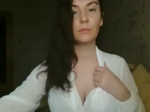 KatalinaQE online show from October 2025 08:12:01 AM