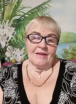 VioletSweet5566 online show from October 2025 05:32:01 PM