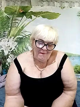 VioletSweet5566 online show from April 2026 11:22:02 AM