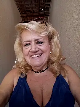 Snapshot of Belladama61 chatting on September 2025 01:10:01 PM Belladama61 online show from September 2025 01:10:01 PM