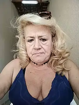 Snapshot of Belladama61 chatting on September 2025 11:22:02 AM Belladama61 online show from September 2025 11:22:02 AM