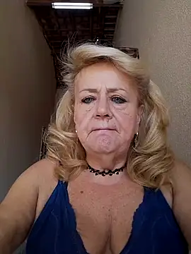 Snapshot of Belladama61 chatting on September 2025 11:12:02 AM Belladama61 online show from September 2025 11:12:02 AM