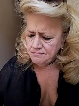 Snapshot of Belladama61 chatting on September 2025 11:35:02 AM Belladama61 online show from September 2025 11:35:02 AM