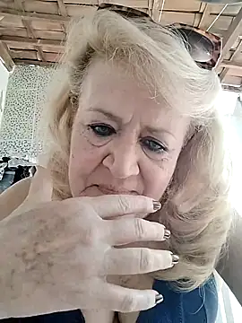 Snapshot of Belladama61 chatting on October 2025 12:05:01 PM Belladama61 online show from October 2025 12:05:01 PM