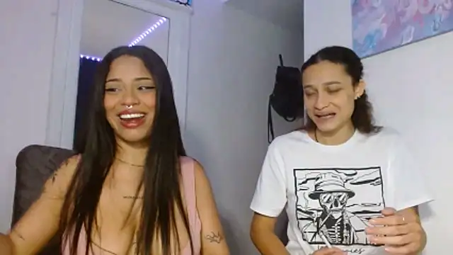 Snapshot of reina_reina chatting on April 2026 05:21:01 AM reina reina online show from April 2026 05:21:01 AM