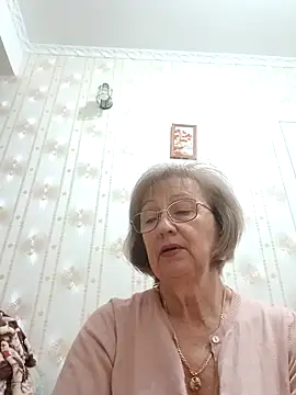 Snapshot of AlikaSwan5821 chatting on December 2025 02:34:02 PM AlikaSwan5821 online show from December 2025 02:34:02 PM