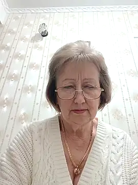 Snapshot of AlikaSwan5821 chatting on February 2026 01:55:01 PM AlikaSwan5821 online show from February 2026 01:55:01 PM