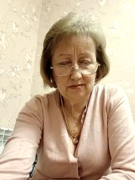 Snapshot of AlikaSwan5821 chatting on February 2026 01:41:01 PM AlikaSwan5821 online show from February 2026 01:41:01 PM