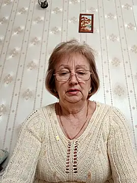 Snapshot of AlikaSwan5821 chatting on February 2026 01:55:01 PM AlikaSwan5821 online show from February 2026 01:55:01 PM