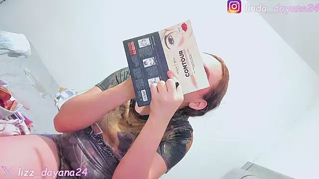 Snapshot of sweetdollinda23 chatting on February 2026 02:12:02 AM sweetdollinda23 online show from February 2026 02:12:02 AM