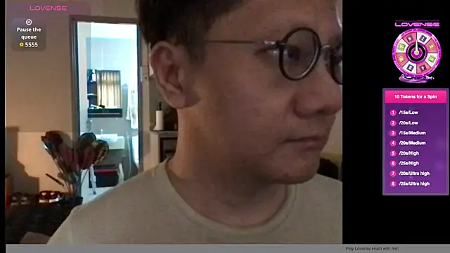 Snapshot of invention2025 chatting on November 2025 02:34:01 AM invention2025 online show from November 2025 02:34:01 AM