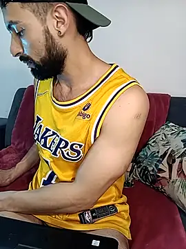 Snapshot of Enzo-wolf33 chatting on October 2025 01:25:02 AM Enzo-wolf33 online show from October 2025 01:25:02 AM