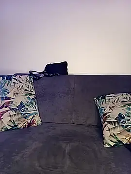 Snapshot of Enzo-wolf33 chatting on October 2025 01:38:01 AM Enzo-wolf33 online show from October 2025 01:38:01 AM