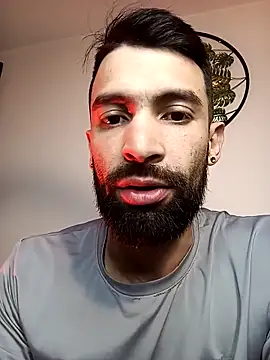 Snapshot of Enzo-wolf33 chatting on October 2025 06:24:01 AM Enzo-wolf33 online show from October 2025 06:24:01 AM