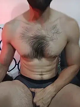 Snapshot of Enzo-wolf33 chatting on June 2026 10:38:02 PM Enzo-wolf33 online show from June 2026 10:38:02 PM