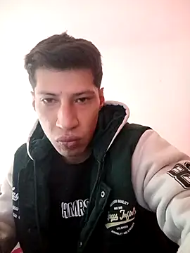 Snapshot of Trp444 chatting on April 2026 07:48:01 PM Trp444 online show from April 2026 07:48:01 PM