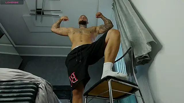 Chrisjordan66 online show from October 2025 03:07:02 PM