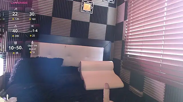 antonela-tompson online show from March 2026 05:08:01 PM