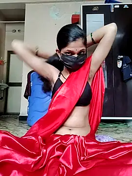 Snapshot of Shivani2002 chatting on September 2025 07:32:01 AM Shivani2002 online show from September 2025 07:32:01 AM