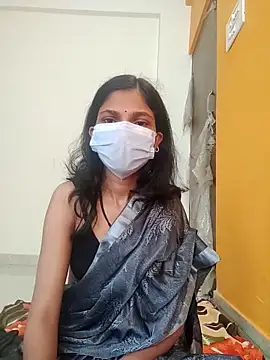 Shivani2002 online show from December 2025 01:32:02 AM