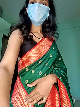 Shivani2002 online show from February 2026 02:51:01 AM