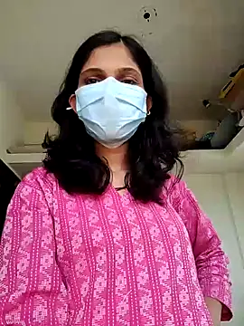 Shivani2002 online show from March 2026 09:15:02 AM