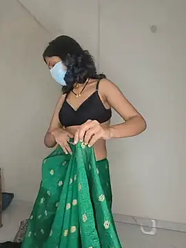 Shivani2002 online show from July 2026 03:36:02 PM