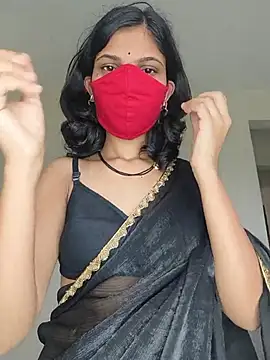 Shivani2002 online show from July 2026 03:44:01 AM
