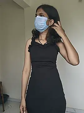 Shivani2002 online show from July 2026 08:43:01 AM