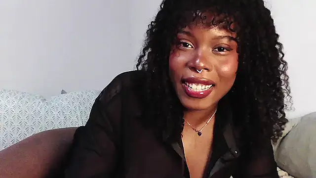 Snapshot of SparklingSoleil chatting on November 2025 03:00:01 PM SparklingSoleil online show from November 2025 03:00:01 PM