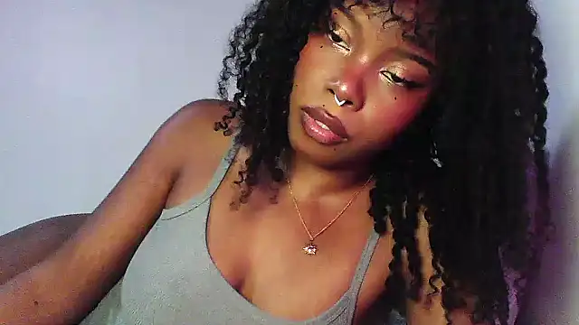 Snapshot of SparklingSoleil chatting on November 2025 02:07:01 PM SparklingSoleil online show from November 2025 02:07:01 PM