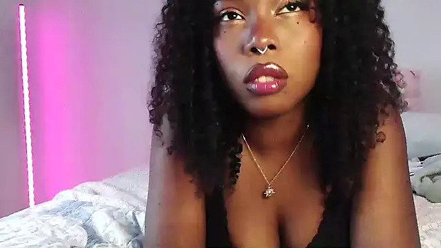 Snapshot of SparklingSoleil chatting on November 2025 02:42:01 PM SparklingSoleil online show from November 2025 02:42:01 PM