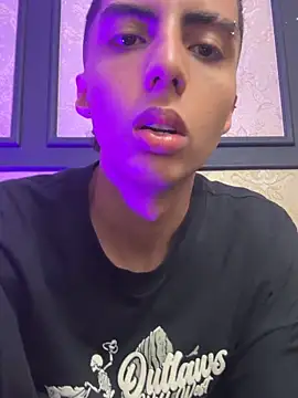 Snapshot of Mister_Obsession chatting on November 2025 06:29:02 PM Mister Obsession online show from November 2025 06:29:02 PM