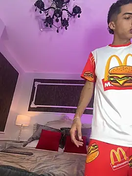 Snapshot of Mister_Obsession chatting on November 2025 07:10:01 PM Mister Obsession online show from November 2025 07:10:01 PM