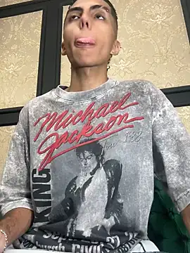 Snapshot of Mister_Obsession chatting on December 2025 06:47:02 PM Mister Obsession online show from December 2025 06:47:02 PM