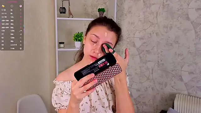 GiseleLamos online show from September 2025 03:28:01 AM