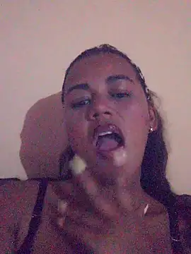 Snapshot of afroditaligh chatting on October 2025 02:57:02 PM afroditaligh online show from October 2025 02:57:02 PM